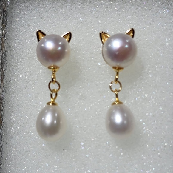 18K Gold Plated Over 925S Silver 8mm Freshwater Pearl Earrings Big Kitten Shaped - Picture 12 of 13